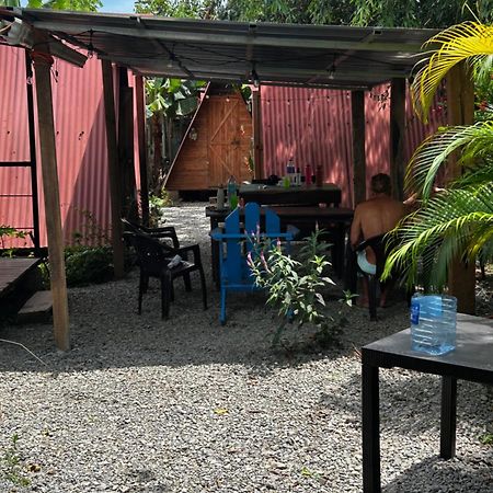 Ballena Oasis Homes & Glamping Uvita Exteriör bild