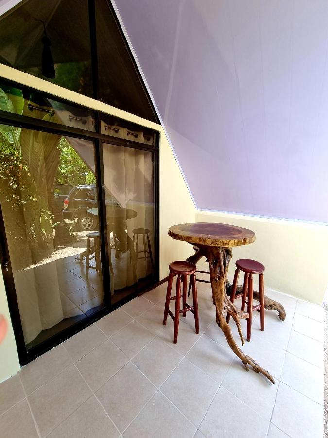 Ballena Oasis Homes & Glamping Uvita Exteriör bild