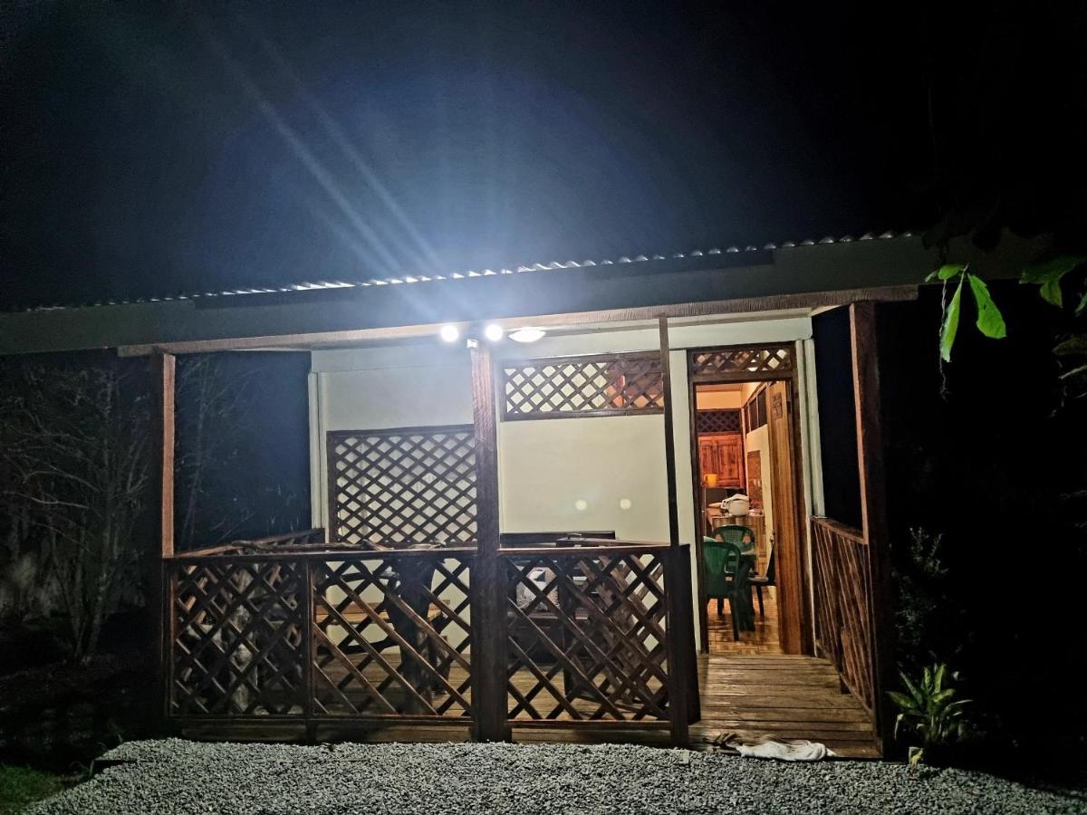 Ballena Oasis Homes & Glamping Uvita Exteriör bild