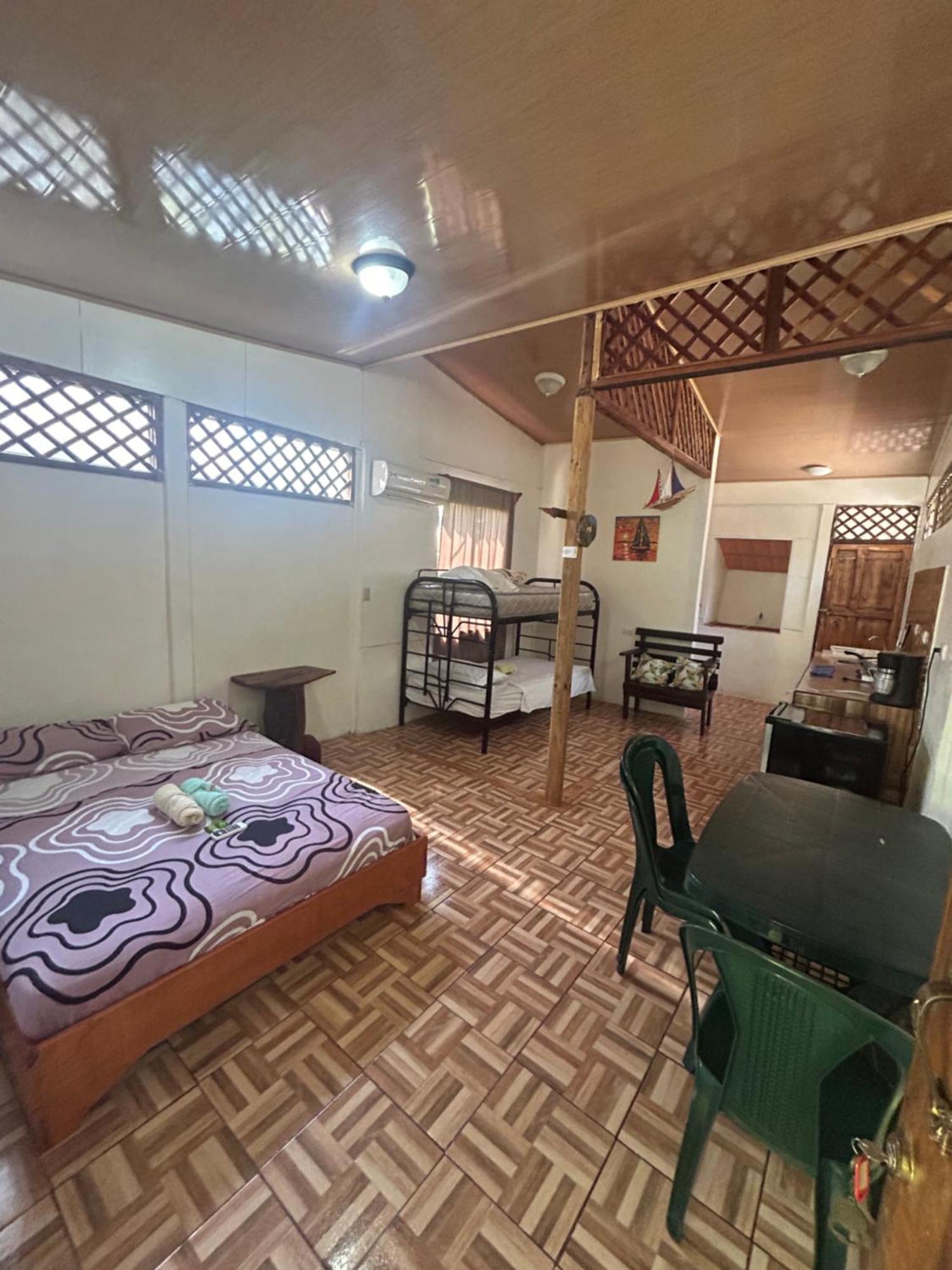 Ballena Oasis Homes & Glamping Uvita Exteriör bild