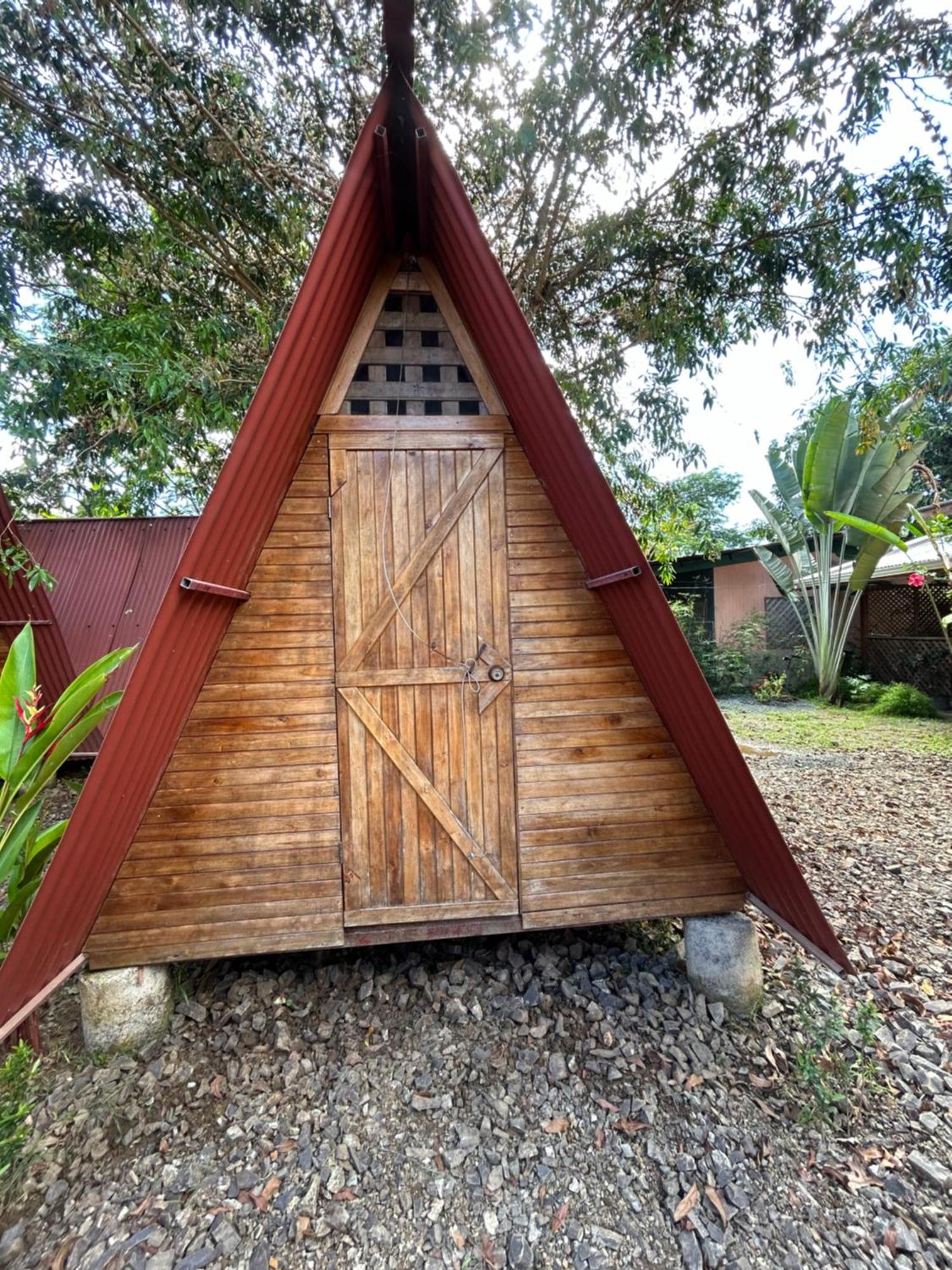 Ballena Oasis Homes & Glamping Uvita Exteriör bild